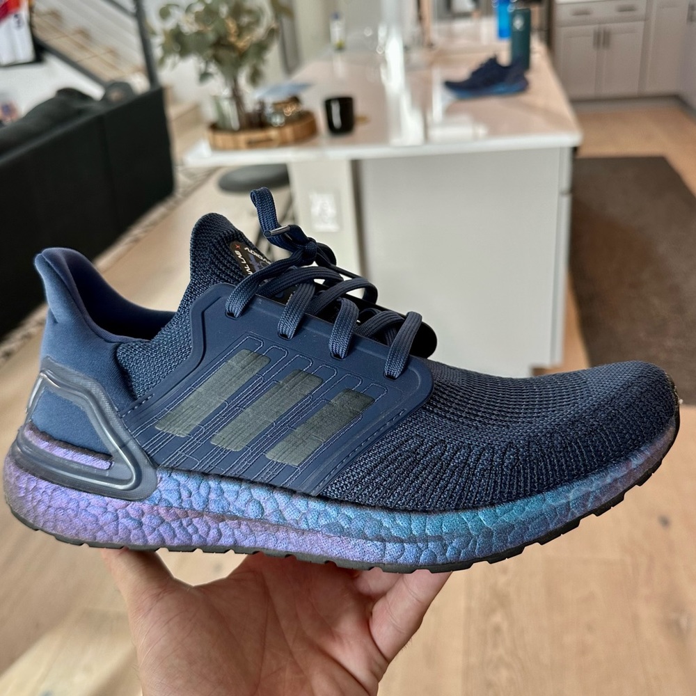 Like New Adidas ultraboost 20